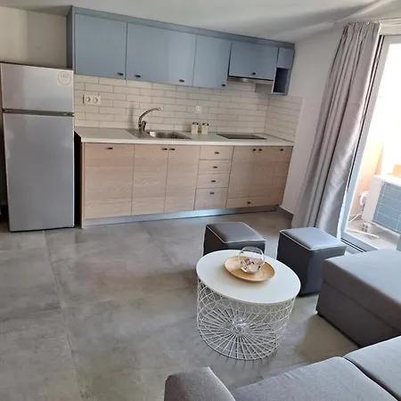 Revisapartments Grey Blue Neos Marmaras Exterior photo